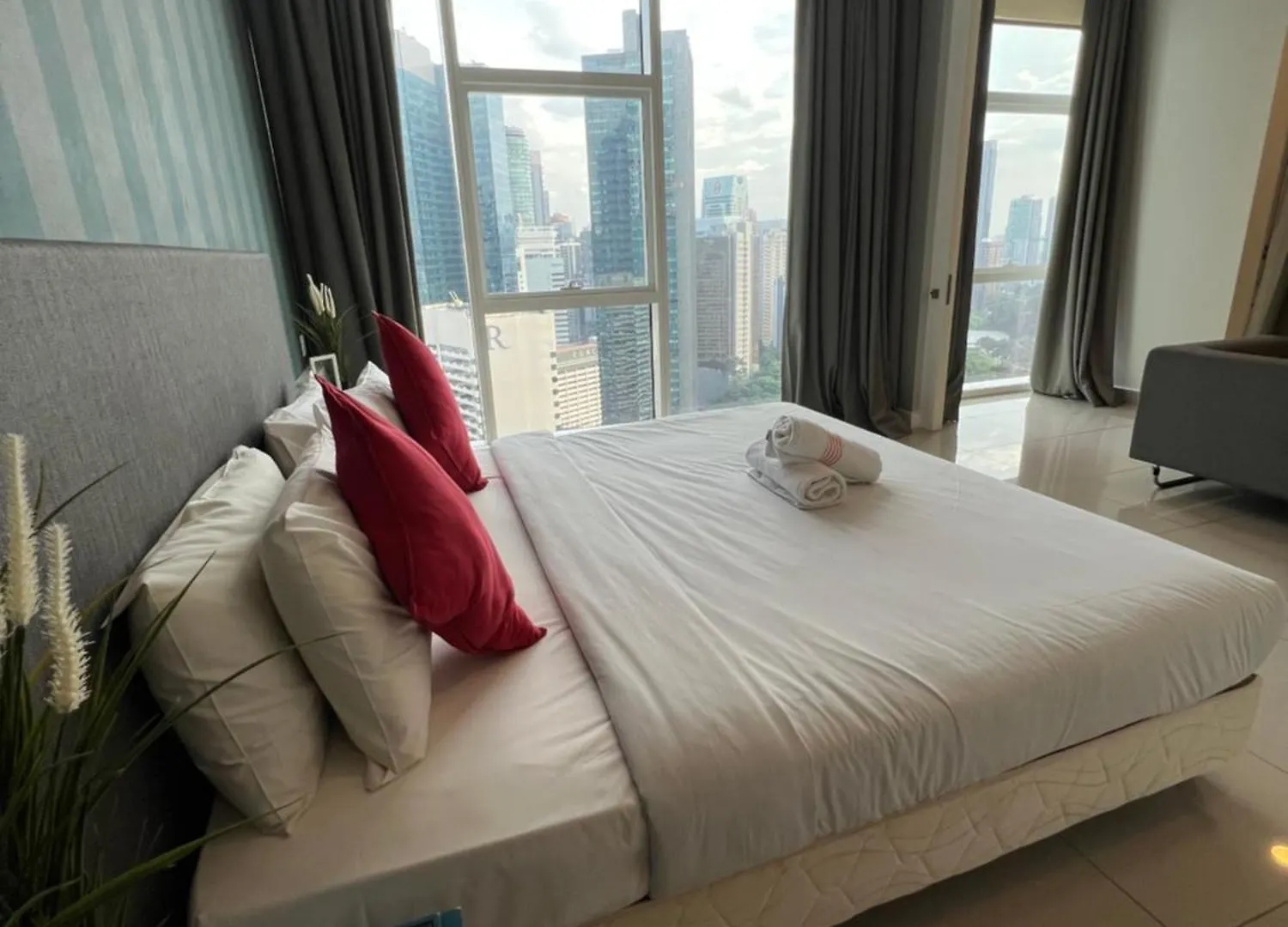 *** Hotel Platinum Suites Klcc By City Home Kuala Lumpur Malaysia